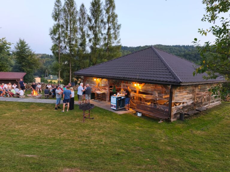 instar w bieszczadach